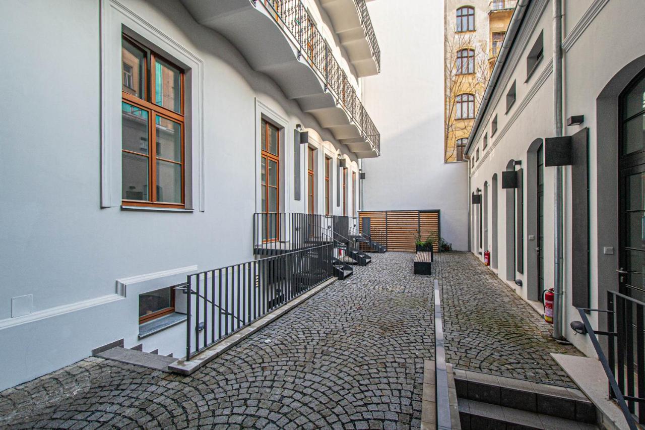 Main Train Station Apartment Close To The The Main Square! Prag Eksteriør billede