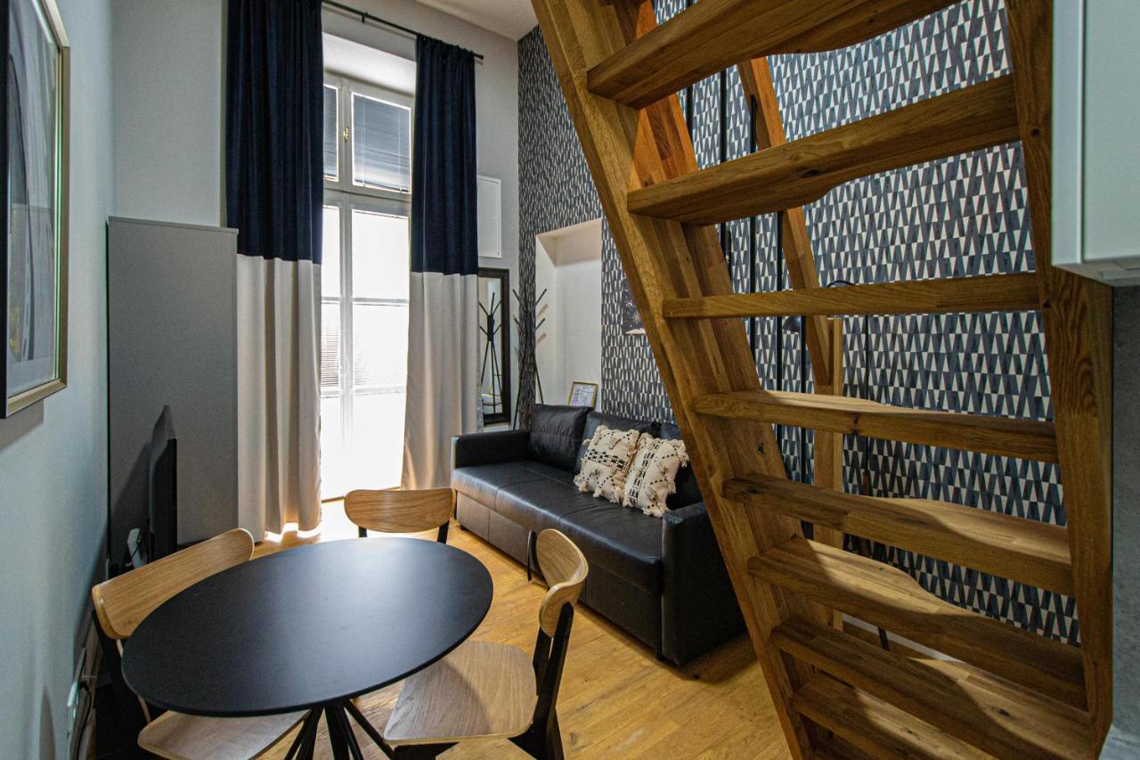 Main Train Station Apartment Close To The The Main Square! Prag Eksteriør billede